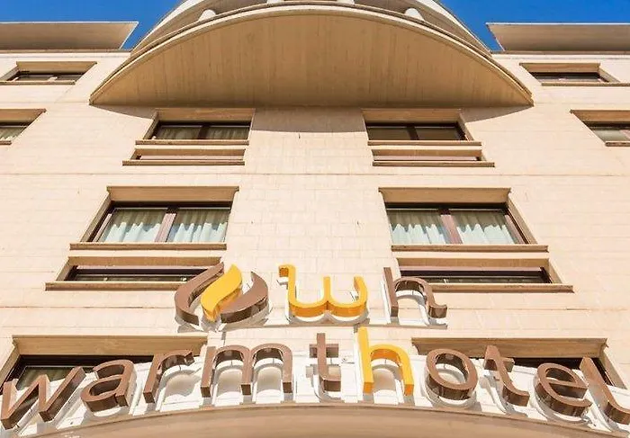 Warmthotel Otel 4*