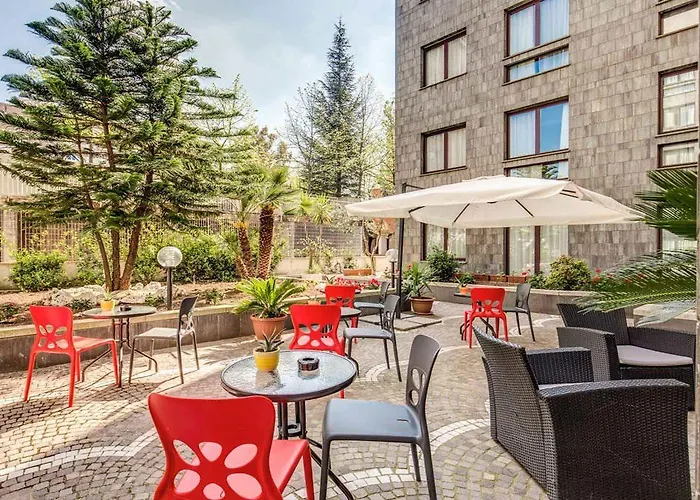 Warmthotel Otel 4*